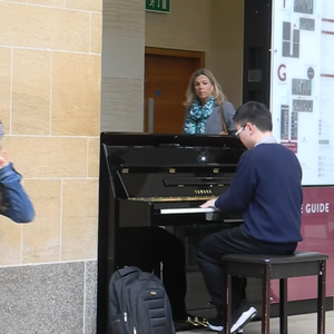 貂蝉被暴❌爽流白浆
